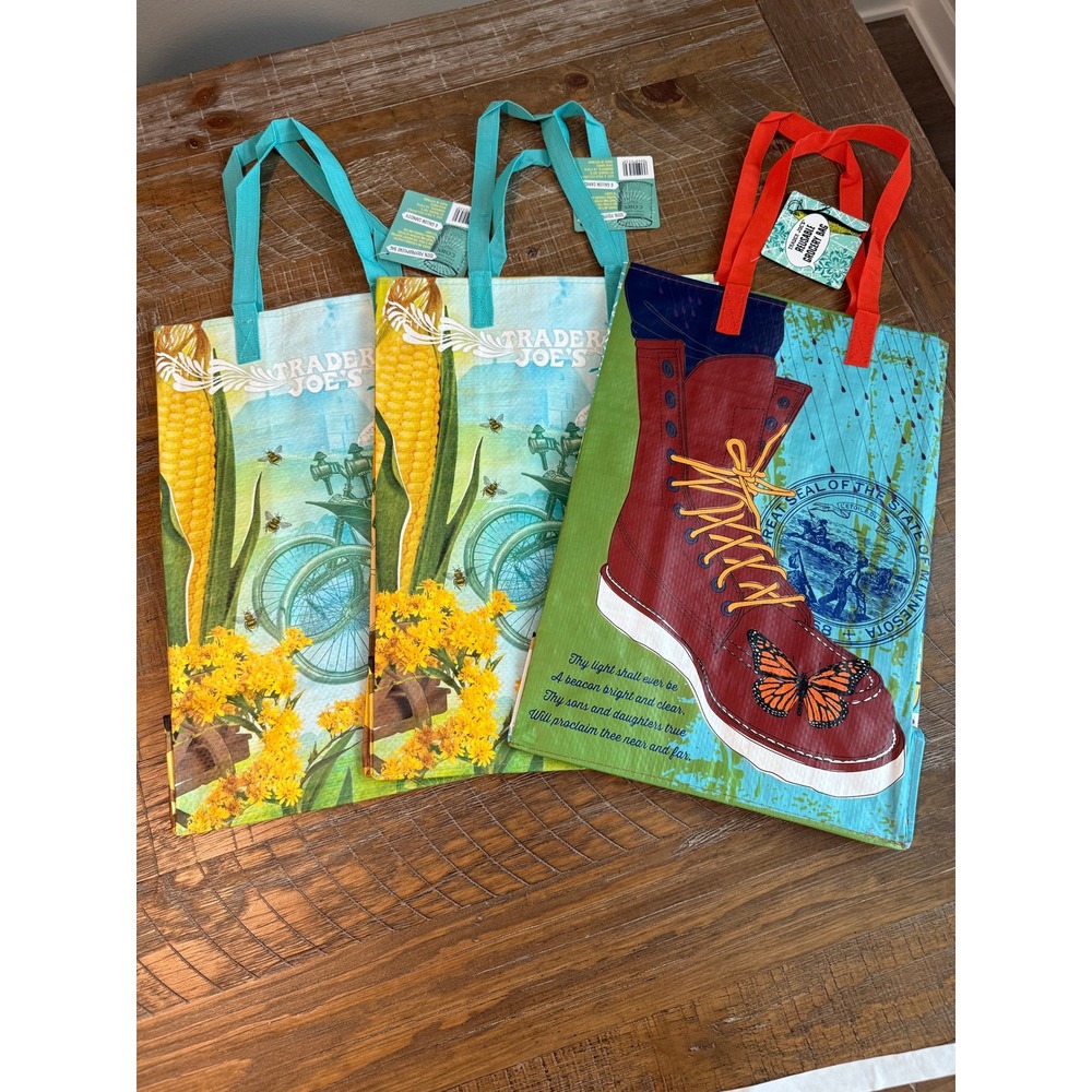 Lot NEW Trader Joes Reusable Grocery Bag Minnesota State & Corn Bicycle Totes‎